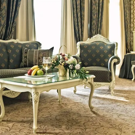 Savoy 5* Chisinau